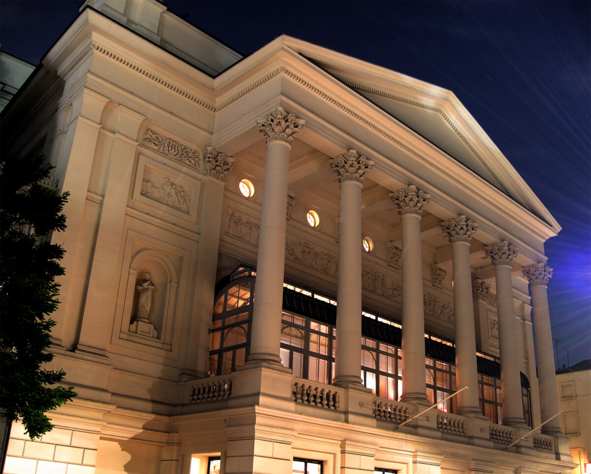 Jakub Hrůša opens his tenure as Music Director of The Royal Opera with a special concert celebrating orchestra and chorus